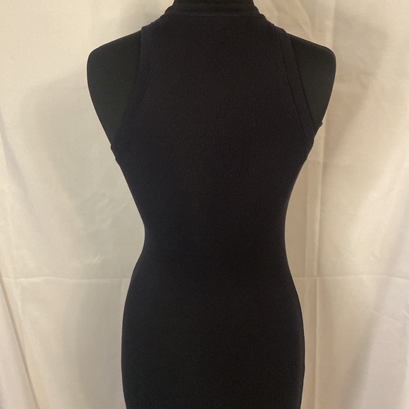 wilfred free black sleeveless midi body con dress - Picture 7 of 8